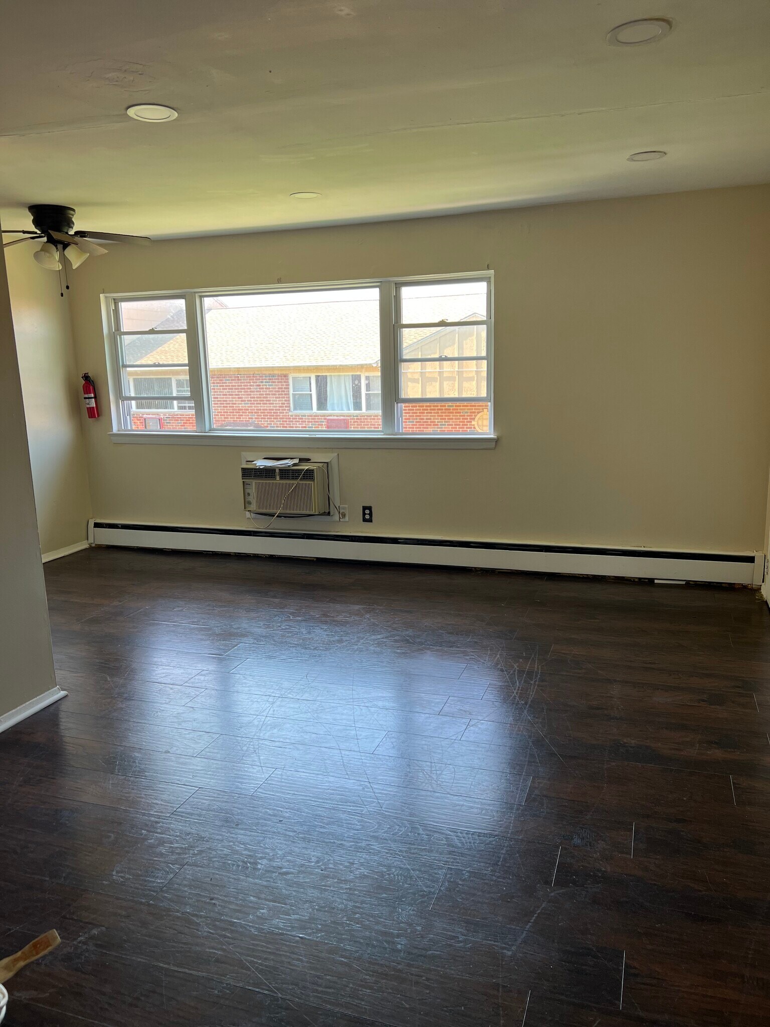 Building Photo - 924 Stuyvesant Ave