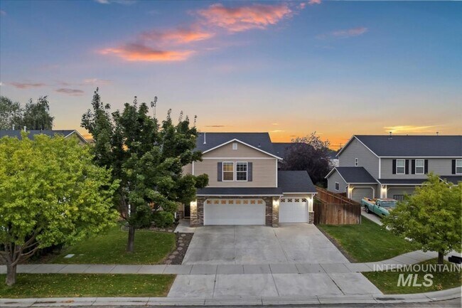 Building Photo - 4712 S Glenmere Way