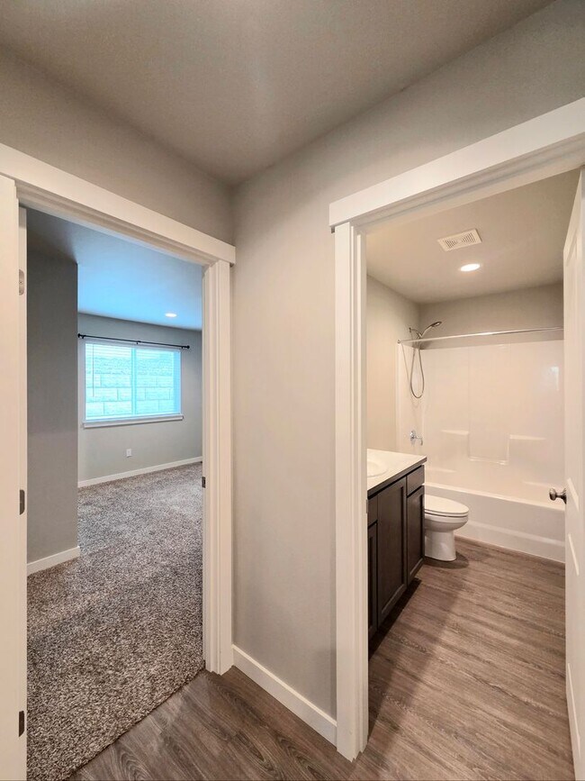 Building Photo - Sage Brooke Neighborhood 3 Bed, 2 Bath House for Rent!