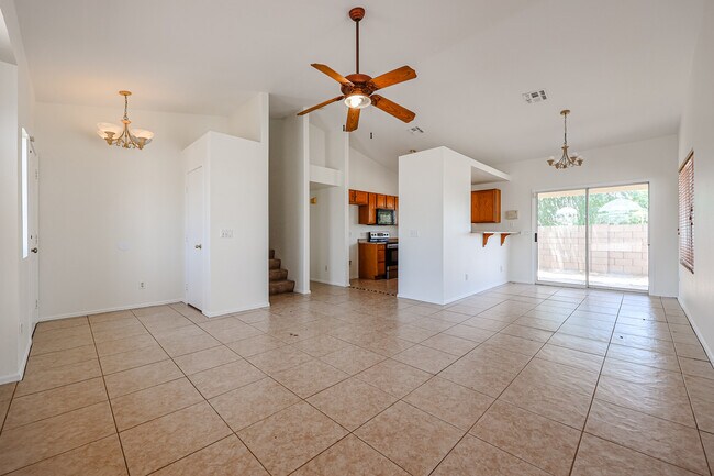 Building Photo - 1850 N 84th Ln