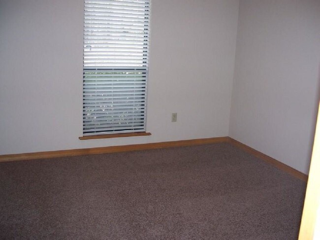 Building Photo - 3417 N Sandpiper Dr