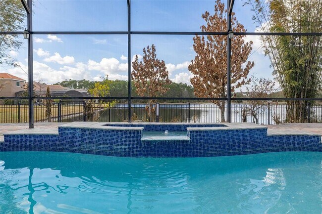 Building Photo - 9484 Walnut Crest Dr