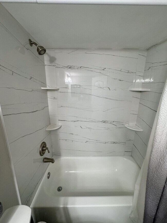 Building Photo - 300 Scotia Dr