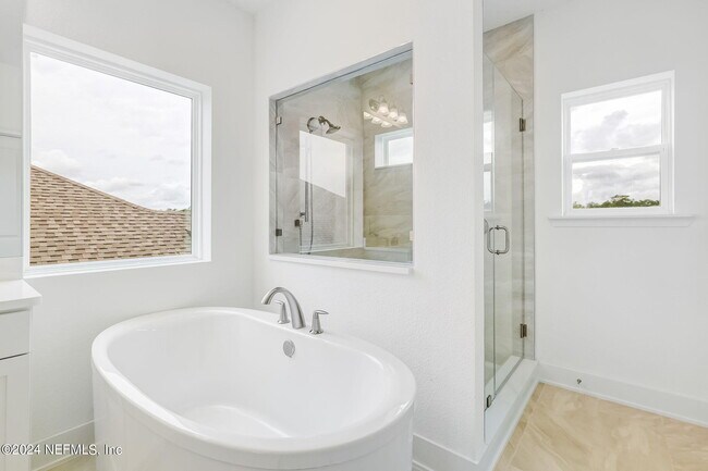 Building Photo - 12113 Bull Pne Blvd