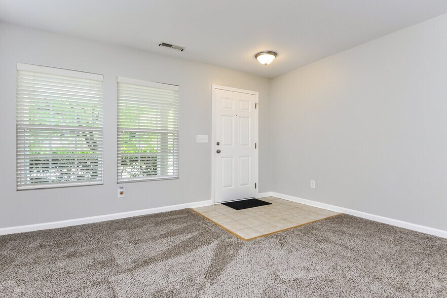 Building Photo - 120 Smart Ct