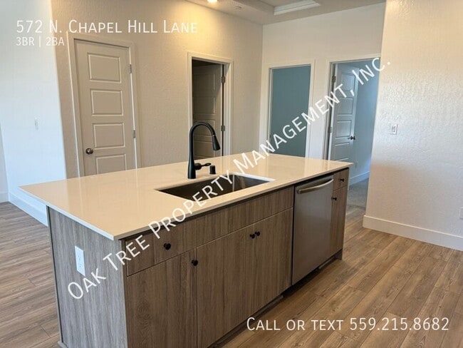 Building Photo - 572 N Chapel Hl Ln