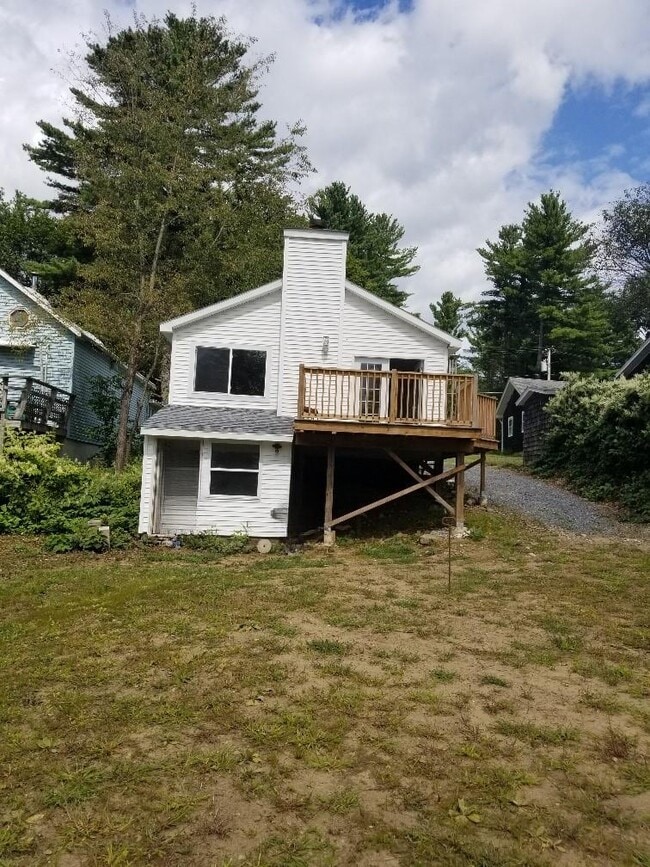 Building Photo - 1378 Hermance Rd