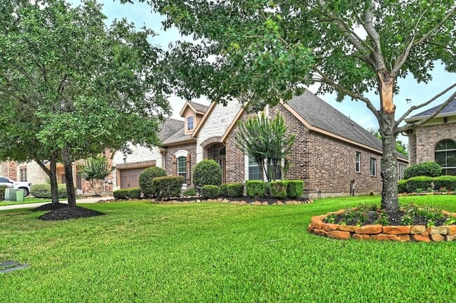 Building Photo - 7810 Oak Moss Dr