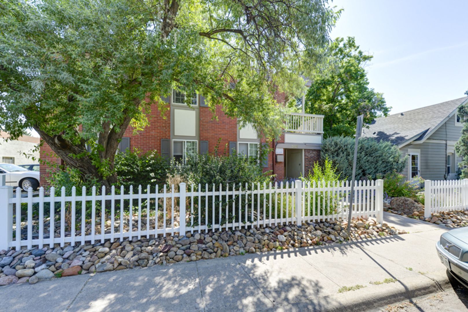 Building Photo - 2401 Walnut St