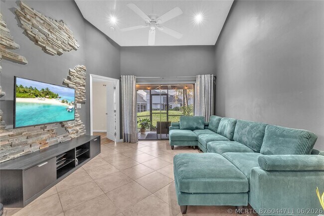 Building Photo - 8407 NW 78th Ct