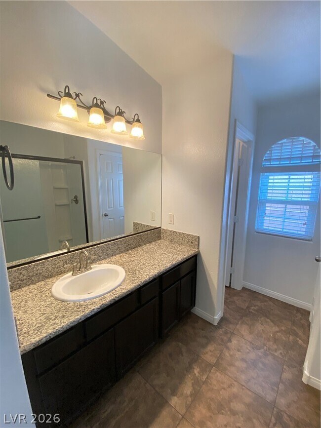 Building Photo - 2311 Silver Crew Pass