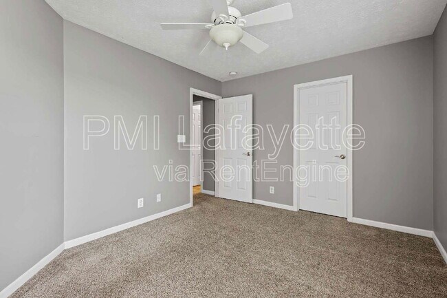Building Photo - 3700 Goodall Ct