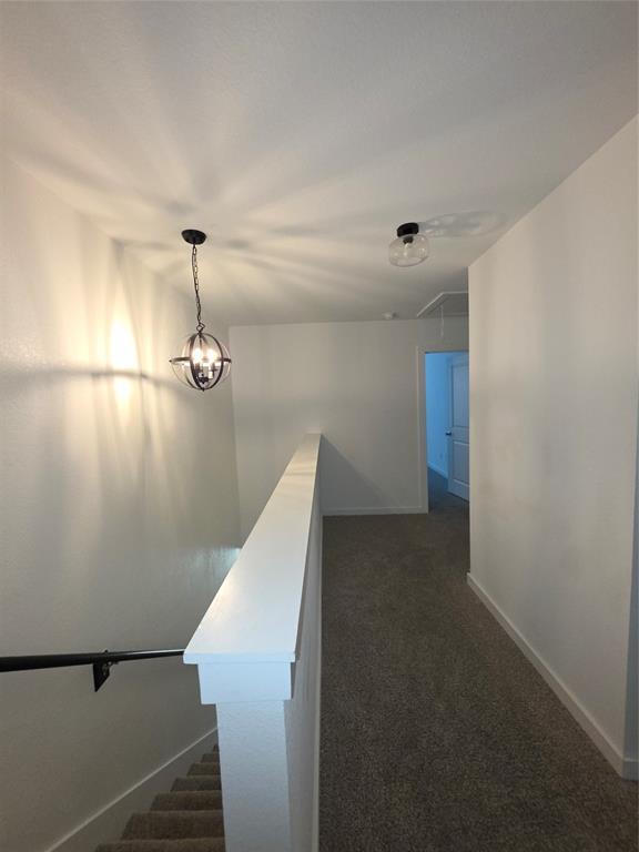 Building Photo - 3013 La Latina Dr