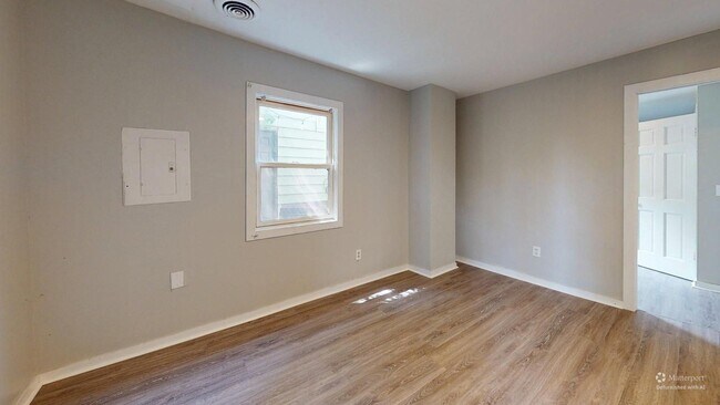 Building Photo - 7023 Clark Ave