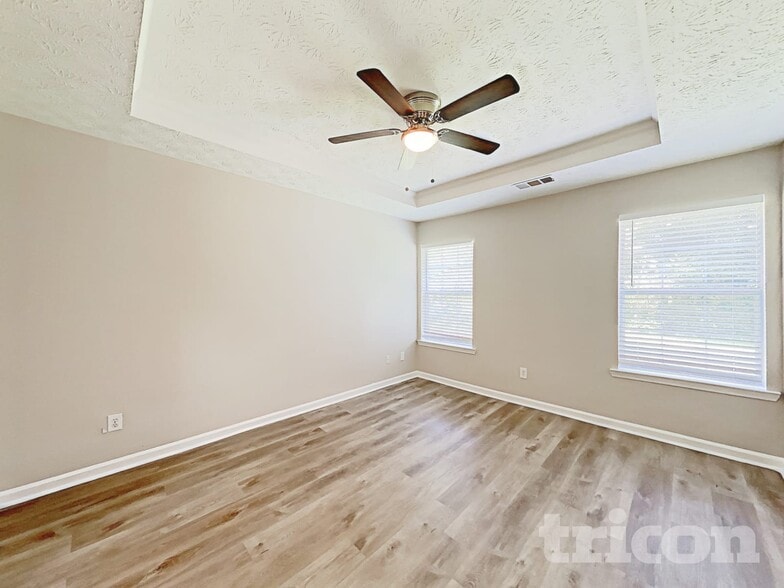Building Photo - 290 Plantation Blvd