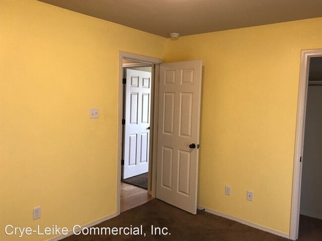 Building Photo - 6017 Trammel Estates Dr