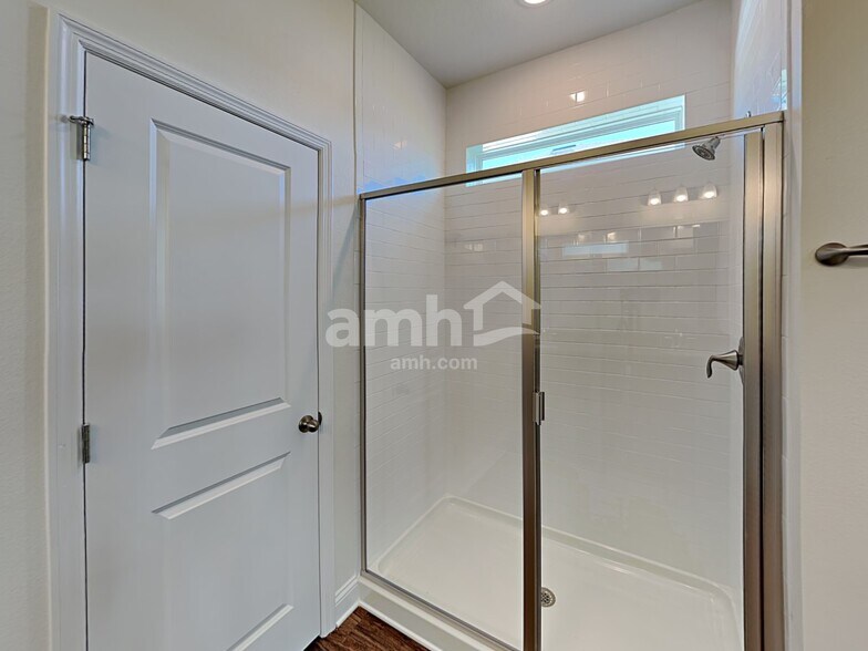 Building Photo - 1026 Summer Stone Lp