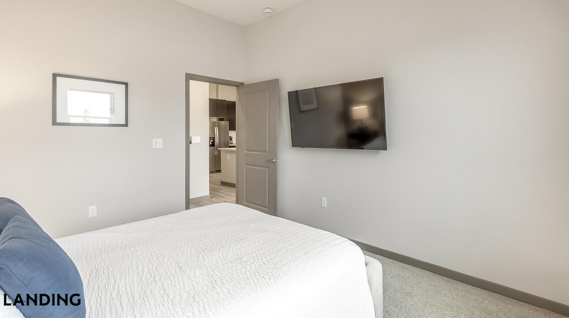 Building Photo - 3150 W Twain Ave