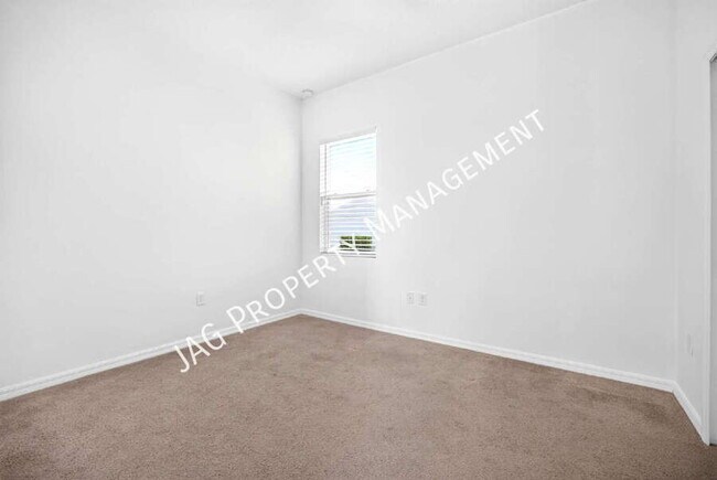 Building Photo - 2199 Emerald Springs Dr