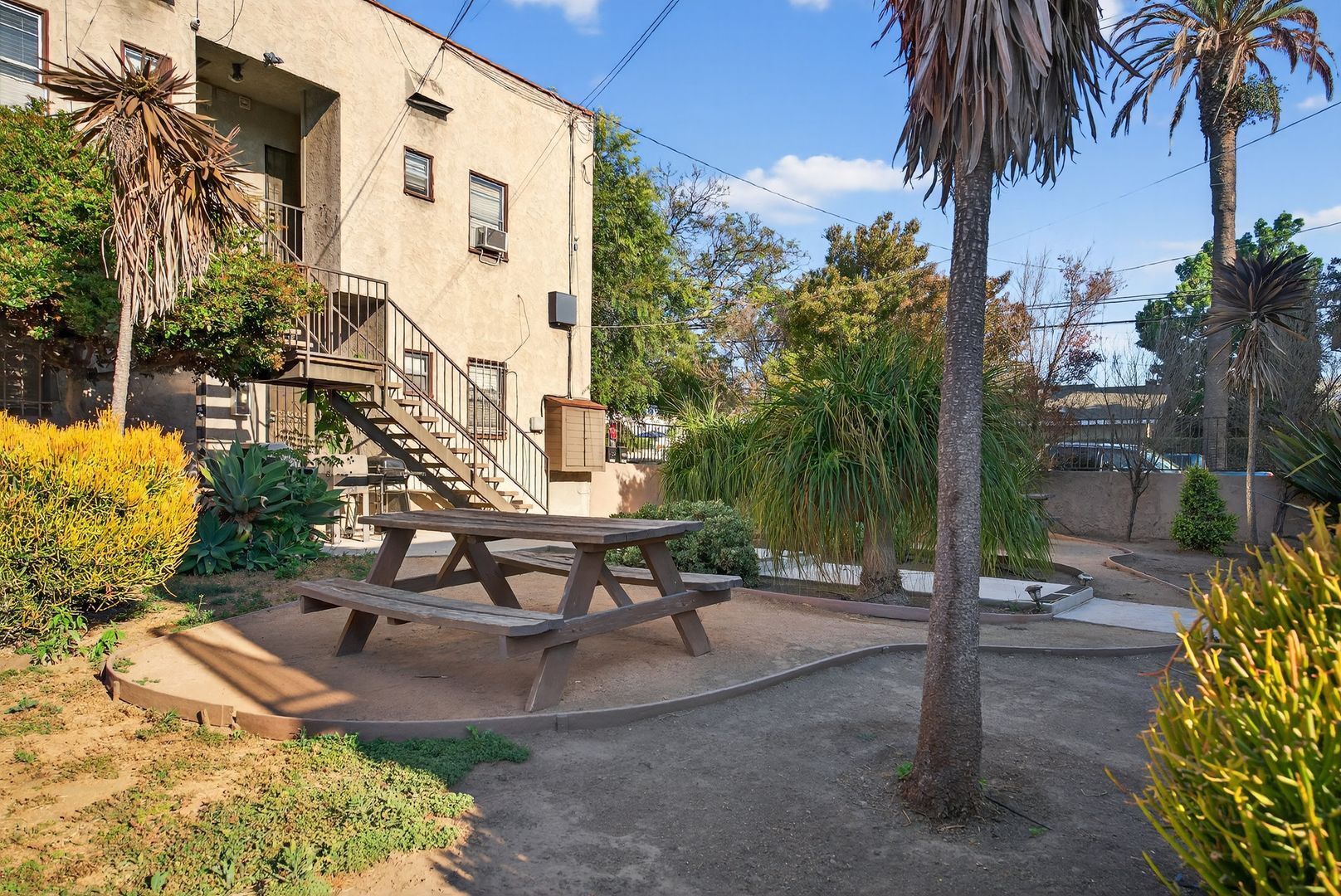 Building Photo - 1101 Orizaba Ave
