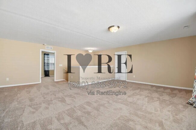 Building Photo - 6012 Lawthorn Dr
