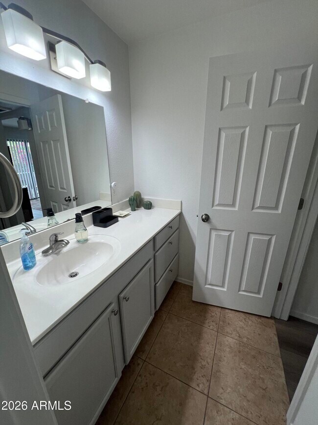 Building Photo - 4354 N 82nd St