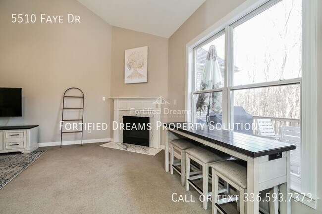 Building Photo - 5510 Faye Dr