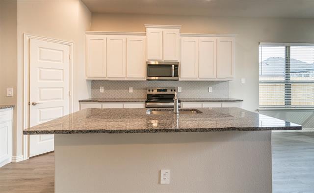 Building Photo - 208 Painted Trl