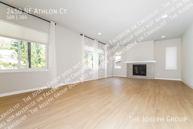 Building Photo - 2450 NE Athlon Ct