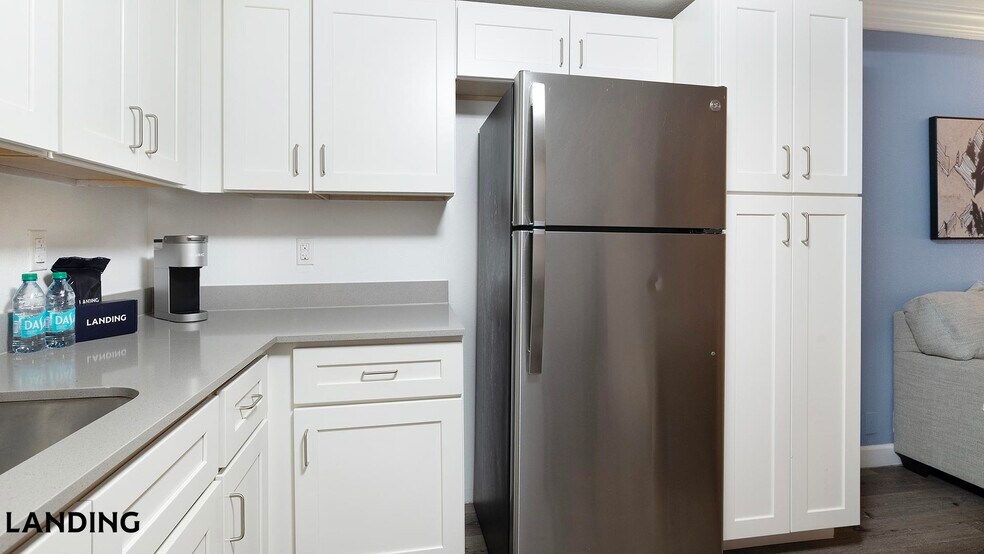 Building Photo - 2851 Maingate Village Cir