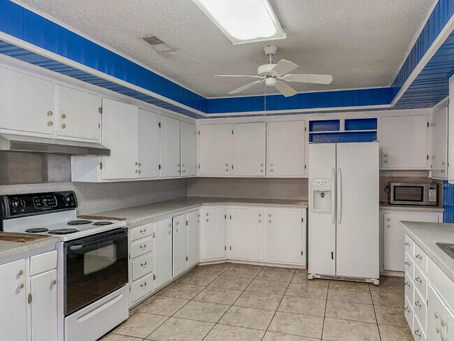 Building Photo - 3516 37th St