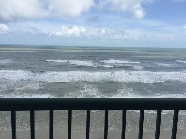 Building Photo - 2055 S Atlantic Ave