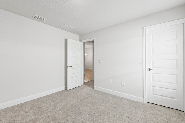 Building Photo - 4370 Sagefield Dr