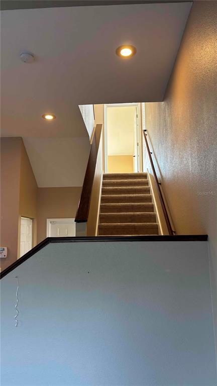 Building Photo - 9410 Citrus Glen Pl
