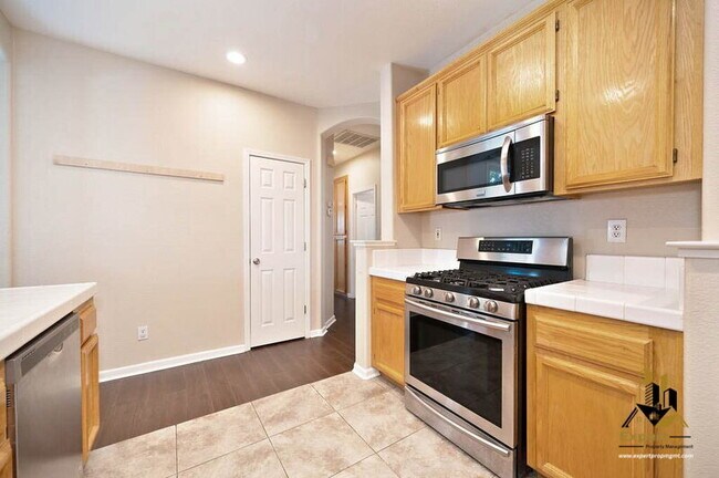 Building Photo - 3438 Zalema Way