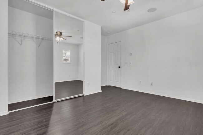 Building Photo - 15696 Pecan Ln