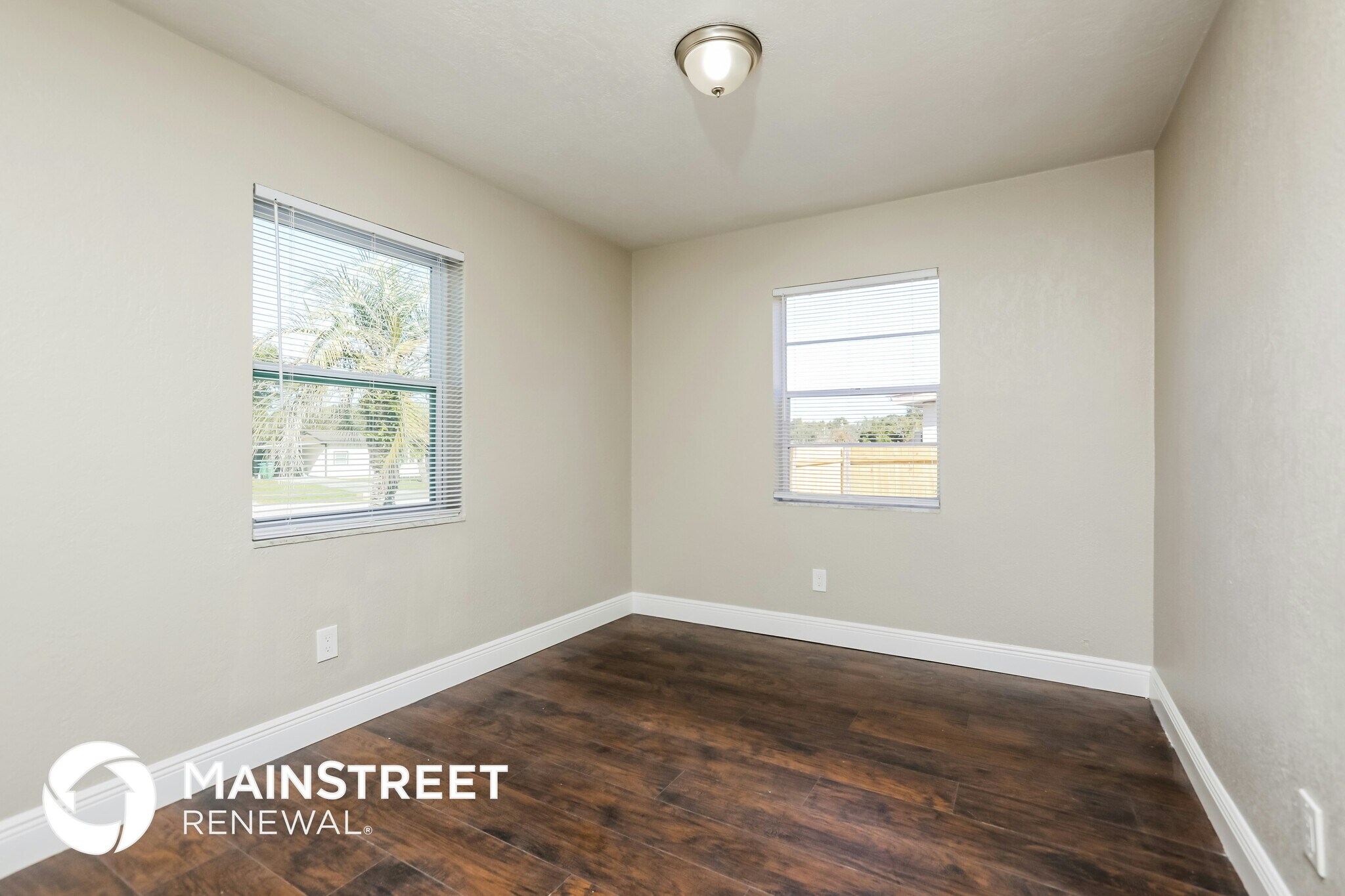 Building Photo - 1475 Daroca Dr