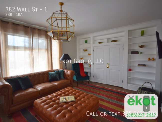 Building Photo - 382 Wall St