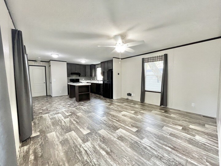 Building Photo - 3701 2nd St