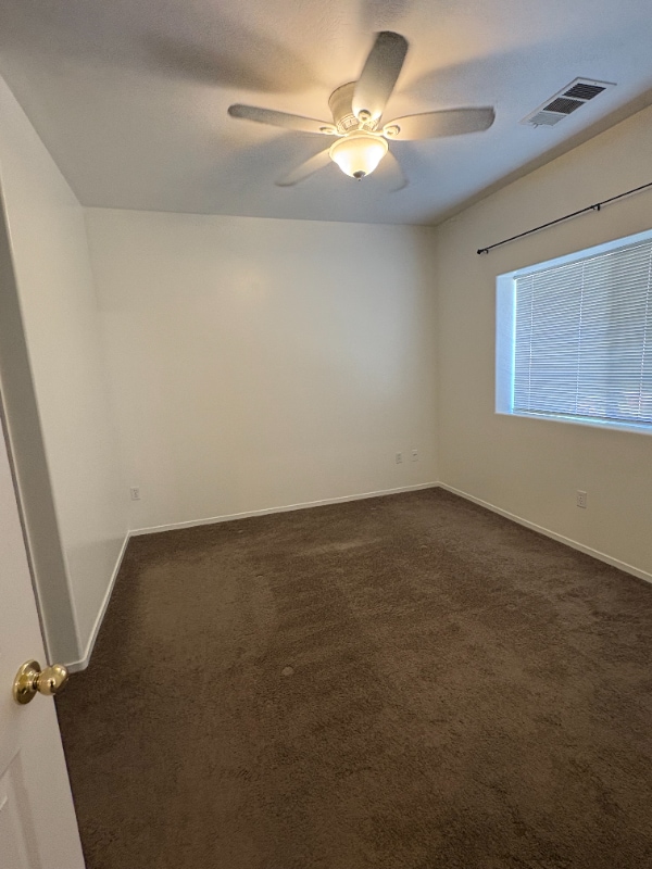 Building Photo - 609 Yellow Meadow Ct