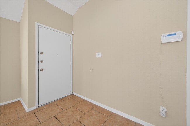 Building Photo - 23227 Prairie Bird Dr