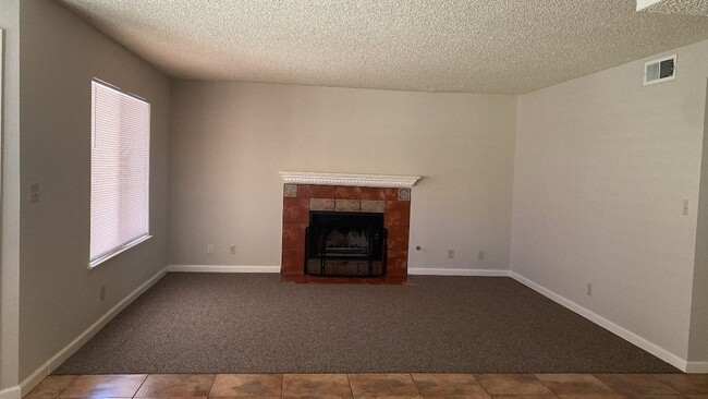 Building Photo - (APPLICATION PENDING) Beautiful Rancho Vis...