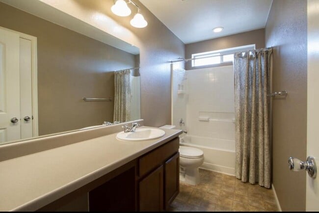 Building Photo - Welcome to Your Dream Home in West Arvada!