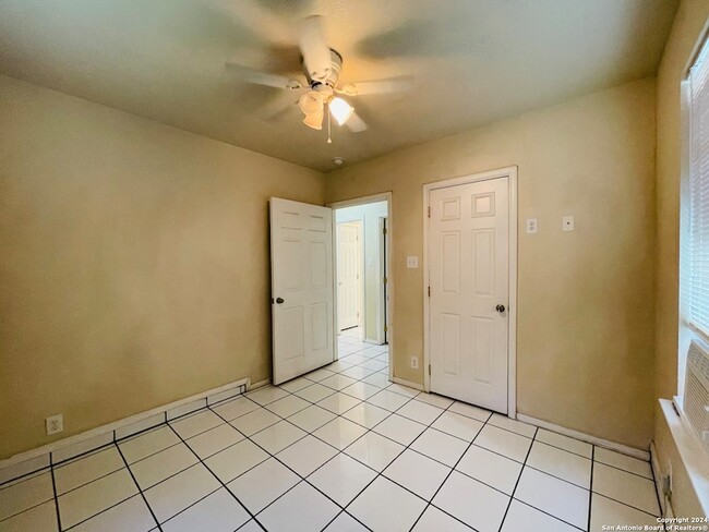 Building Photo - 14424 Higgins Rd