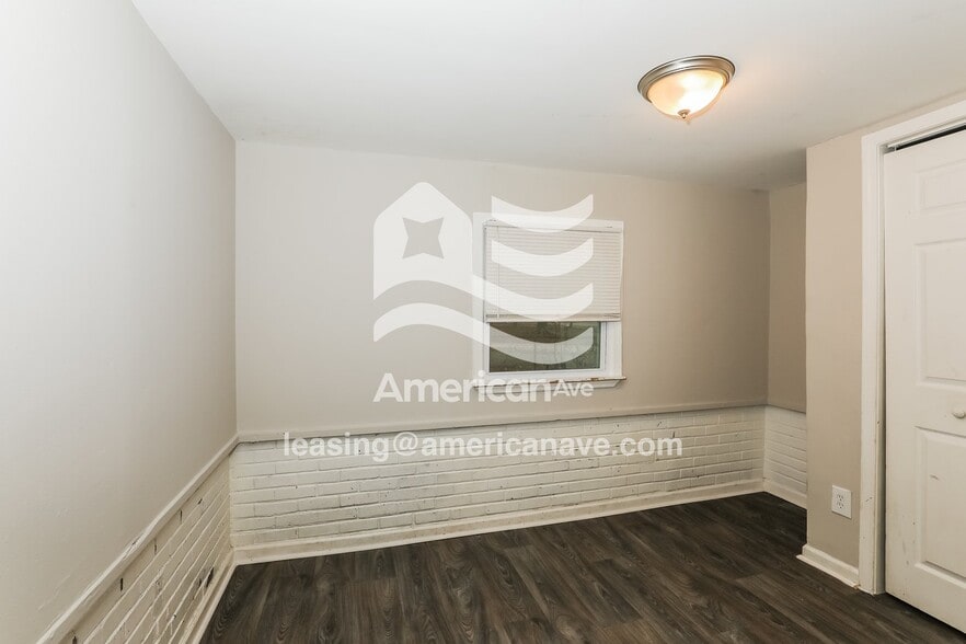 Building Photo - 4996 West St