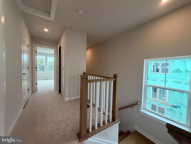 Building Photo - 8889 QUEENSFERRY Rd