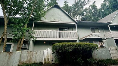 Building Photo - 4411 SW 34th St