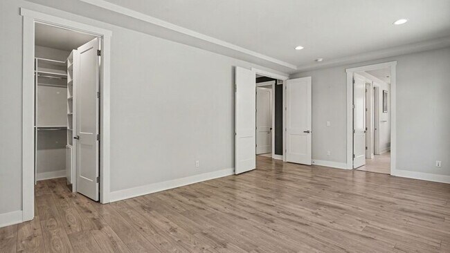 Building Photo - 7226 NE 129th St