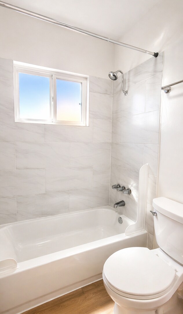 Interior Photo - 4011 W. 129th Street