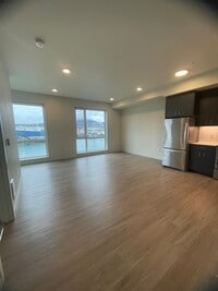 Building Photo - Roomy, 612 Square Foot, 1-Bedroom Home wit...